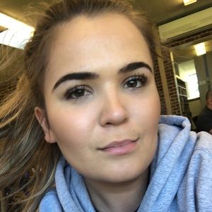 Meet your Posher, Natasha